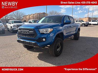 Used 2018 Toyota Tacoma - photo 1