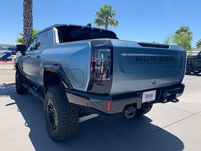 New 2024 GMC Hummer EV Pickup Limited Crew Cab AWD Pickup for sale #24H010 - photo 2
