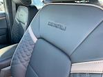 New 2025 GMC Canyon Denali Crew Cab 4WD Pickup for sale #25G332 - photo 17