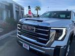 New 2026 GMC Sierra 2500 SLE Crew Cab for sale #26G149 - photo 3