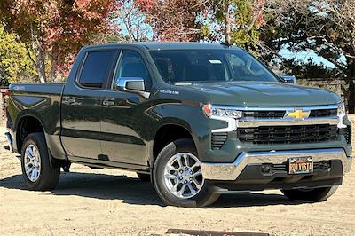 New 2025 Chevrolet Silverado 1500 LT Crew Cab 4WD Pickup for sale #250353 - photo 1