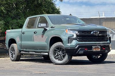 New 2025 Chevrolet Silverado 1500 LT Crew Cab 4WD Pickup for sale #250640 - photo 1