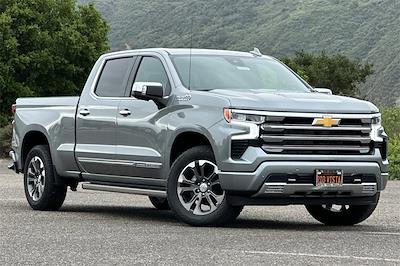 2025 Chevrolet Silverado 1500 Crew Cab 4WD Pickup for sale #250709 - photo 1
