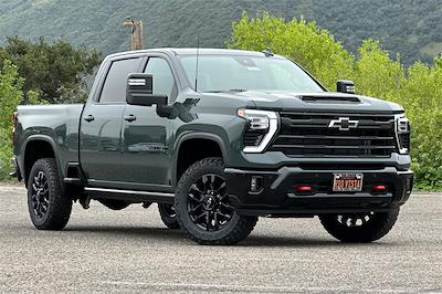 2025 Chevrolet Silverado 2500 Crew Cab 4WD Pickup for sale #250710 - photo 1