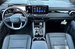 2025 Chevrolet Colorado Crew Cab 4WD Pickup for sale #250835 - photo 12