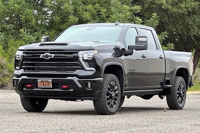 2025 Chevrolet Silverado 2500 Crew Cab 4WD Pickup for sale #250842 - photo 1