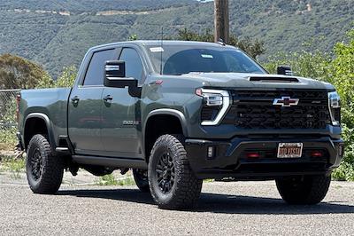 2025 Chevrolet Silverado 2500 Crew Cab 4WD Pickup for sale #250855 - photo 1