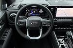 2025 Chevrolet Colorado Crew Cab 4WD Pickup for sale #250863 - photo 13