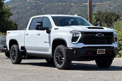 2025 Chevrolet Silverado 2500 Crew Cab 4WD Pickup for sale #250998 - photo 1