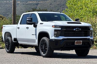 2025 Chevrolet Silverado 2500 Crew Cab 4WD Pickup for sale #251034 - photo 1