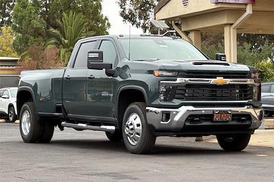 New 2025 Chevrolet Silverado 3500 LT Crew Cab 4WD Pickup for sale #251100 - photo 1