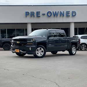 2017 Chevrolet Silverado 1500 Crew Cab 4x4 Pickup for sale #HG350111 - photo 2