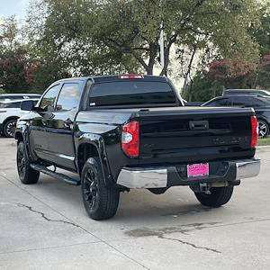 2017 Toyota Tundra Crew Cab 4x4 Pickup for sale #HX623574 - photo 2