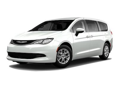 Used 2023 Chrysler Voyager - photo 1