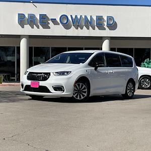 2024 Chrysler Pacifica FWD Minivan for sale #PRR144679 - photo 1