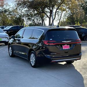 2024 Chrysler Pacifica FWD Minivan for sale #PRR172697 - photo 2