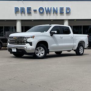 Used 2025 Chevrolet Silverado 1500 - photo 1