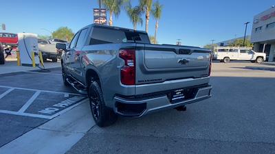 New 2026 Chevrolet Silverado 1500 Custom Crew Cab 4x4 Pickup for sale #260220 - photo 2