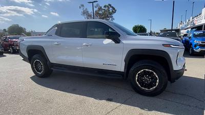 New 2026 Chevrolet Silverado EV Crew Cab 4x4 Pickup for sale #260234 - photo 2