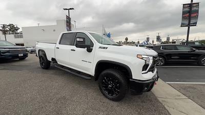2026 Chevrolet Silverado 2500 Crew Cab SRW 4x4 Pickup for sale #260475 - photo 2