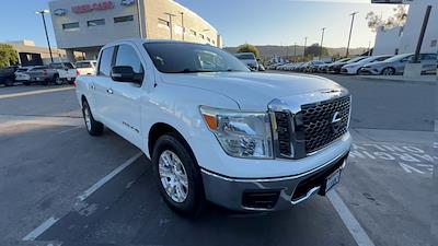 Used 2018 Nissan Titan - photo 1