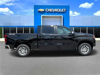 New 2025 Chevrolet Silverado 1500 LT Crew Cab 4WD Pickup for sale #42782 - photo 2