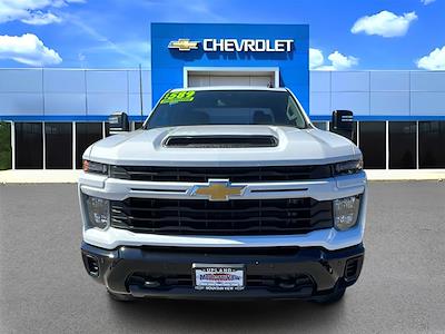Used 2025 Chevrolet Silverado 2500 - photo 1