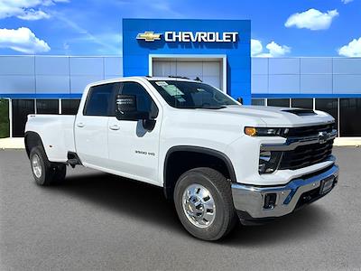 New 2026 Chevrolet Silverado 3500 LT Crew Cab for sale #43442 - photo 1