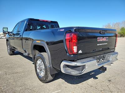 New 2025 GMC Sierra 2500 SLE Crew Cab 4WD Pickup for sale #5GM25030 - photo 2