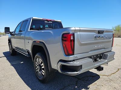 New 2025 GMC Sierra 2500 Denali Ultimate Crew Cab 4WD Pickup for sale #5GM25035 - photo 2
