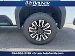 New 2025 GMC Sierra 2500 Denali Ultimate Crew Cab 4x4 Pickup for sale #250586 - photo 9