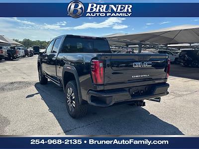 New 2025 GMC Sierra 2500 Denali Ultimate Crew Cab 4x4 Pickup for sale #250587 - photo 2