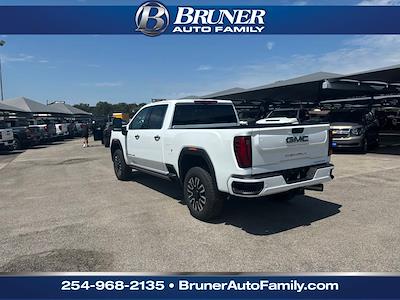 New 2025 GMC Sierra 2500 Denali Ultimate Crew Cab 4x4 Pickup for sale #250696 - photo 2