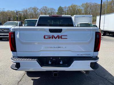 New 2025 GMC Sierra 2500 Denali Crew Cab 4WD Pickup for sale #25166G - photo 2
