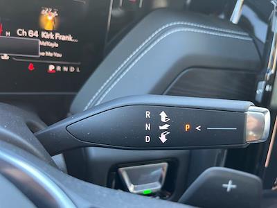 Used 2025 GMC Yukon XL - photo 1