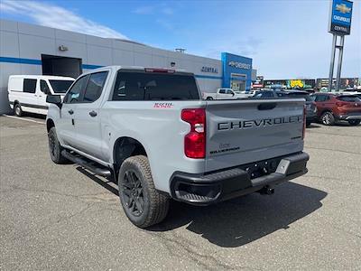 New 2025 Chevrolet Silverado 1500 Custom Crew Cab 4WD Pickup for sale #4969 - photo 2
