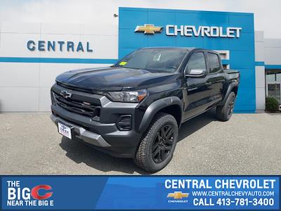 New 2025 Chevrolet Colorado Trail Boss Crew Cab 4WD Pickup for sale #5091 - photo 1