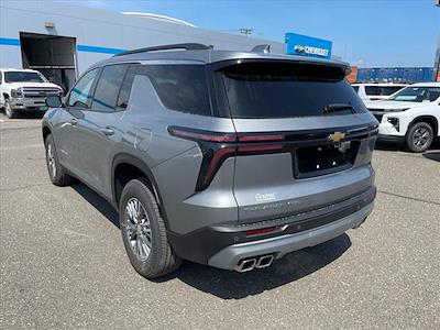 New 2025 Chevrolet Traverse LT AWD SUV for sale #5138 - photo 2