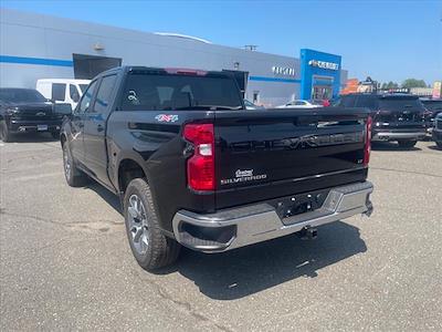 New 2025 Chevrolet Silverado 1500 LT Crew Cab 4WD Pickup for sale #5297 - photo 2