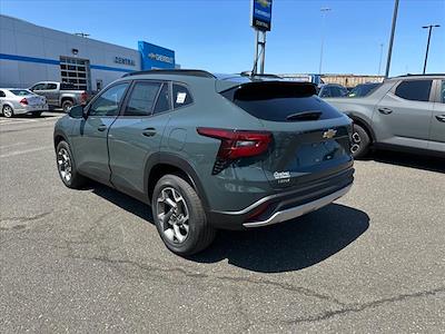 New 2025 Chevrolet Trax LT SUV for sale #5313 - photo 2