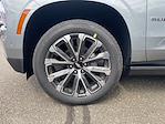 New 2025 Chevrolet Suburban High Country 4WD SUV for sale #5363 - photo 31