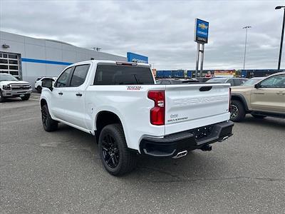 New 2025 Chevrolet Silverado 1500 LT Crew Cab 4WD Pickup for sale #S4791 - photo 2