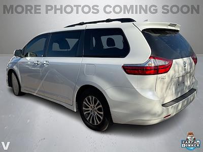 2019 Toyota Sienna 4x2 Minivan for sale #251279A - photo 2