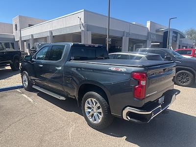 2020 Chevrolet Silverado 1500 Crew Cab 4WD Pickup for sale #257670A - photo 2