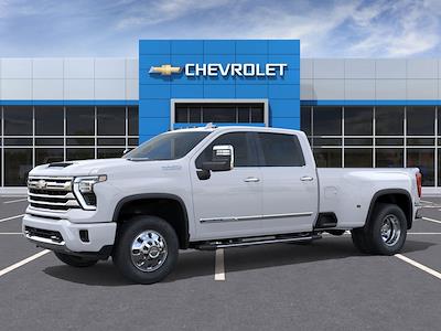 New 2026 Chevrolet Silverado 3500 High Country Crew Cab 4WD Pickup for sale #260341 - photo 2