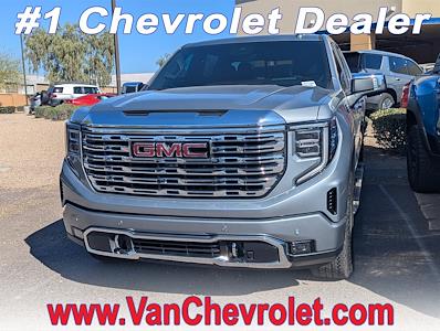 Used 2025 GMC Sierra 1500 - photo 1