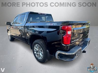 2021 Chevrolet Silverado 1500 Crew Cab 4WD Pickup for sale #257224A - photo 2
