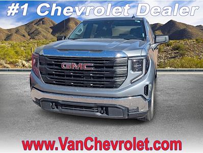 Used 2025 GMC Sierra 1500 - photo 1
