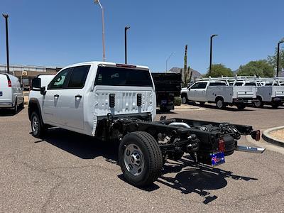 2025 GMC Sierra 2500 Crew Cab 2WD Cab Chassis for sale #F257257 - photo 2