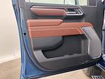New 2025 GMC Sierra 2500 Denali Ultimate Crew Cab 4WD Pickup for sale #209405 - photo 25